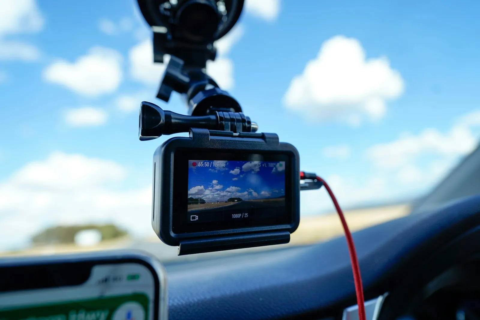 Dash cams: how to choose the right one (2026 guide)